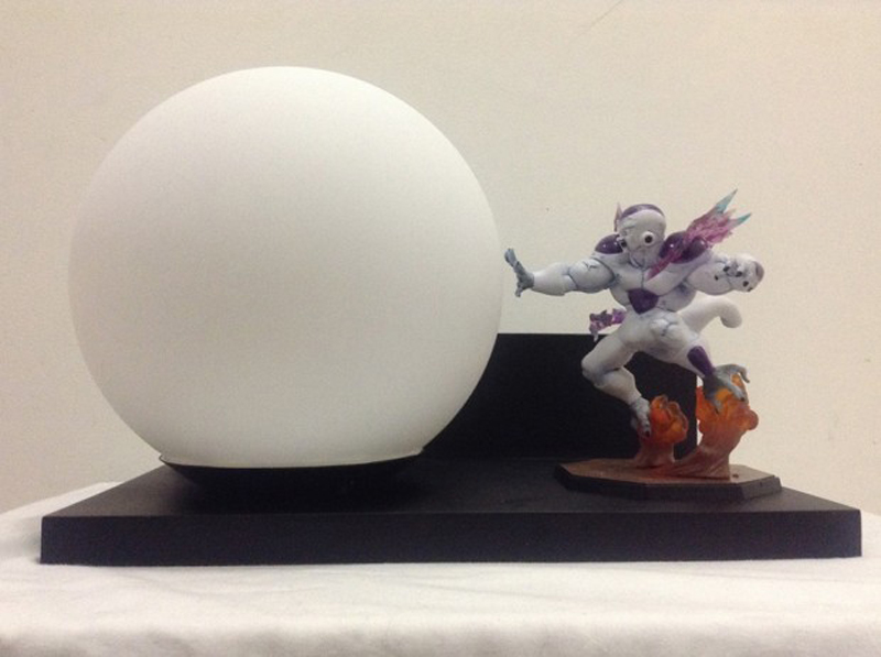 Illustration for article titled Dragon Ball Energy Attacks As Tabletop Lamps